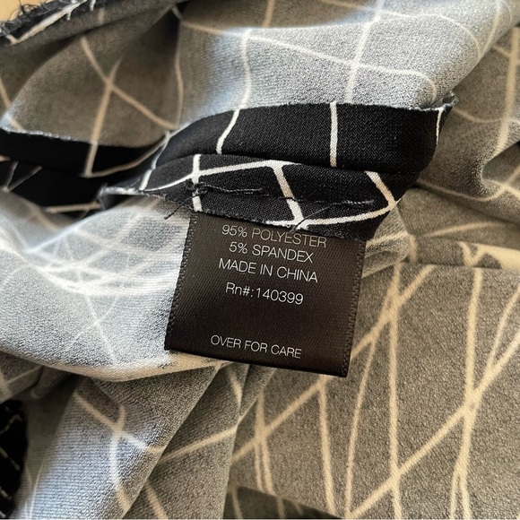 Norma Kamali Electric Circus Geometric Print Long Sleeve Jersey Shift Dress Sz L - Picture 7 of 9